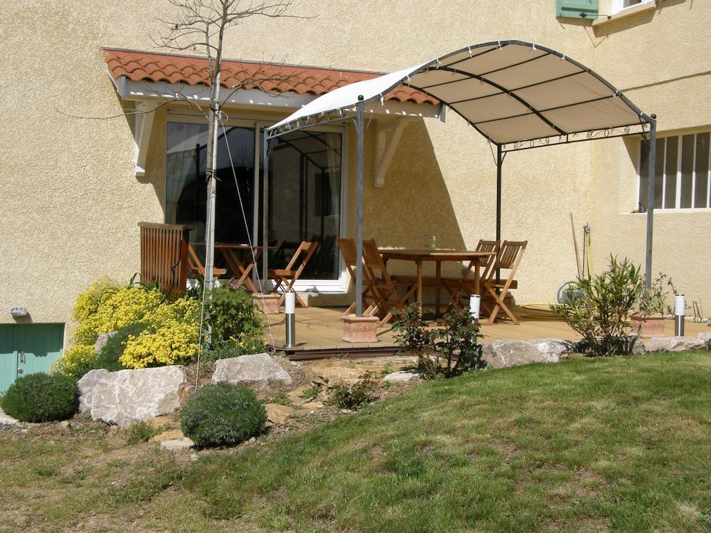 مبيت وإفطار Pollionnay La Bergerie المظهر الخارجي الصورة